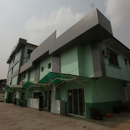 Prince Of Anthony 1960 Hotel Lagos Exterior photo